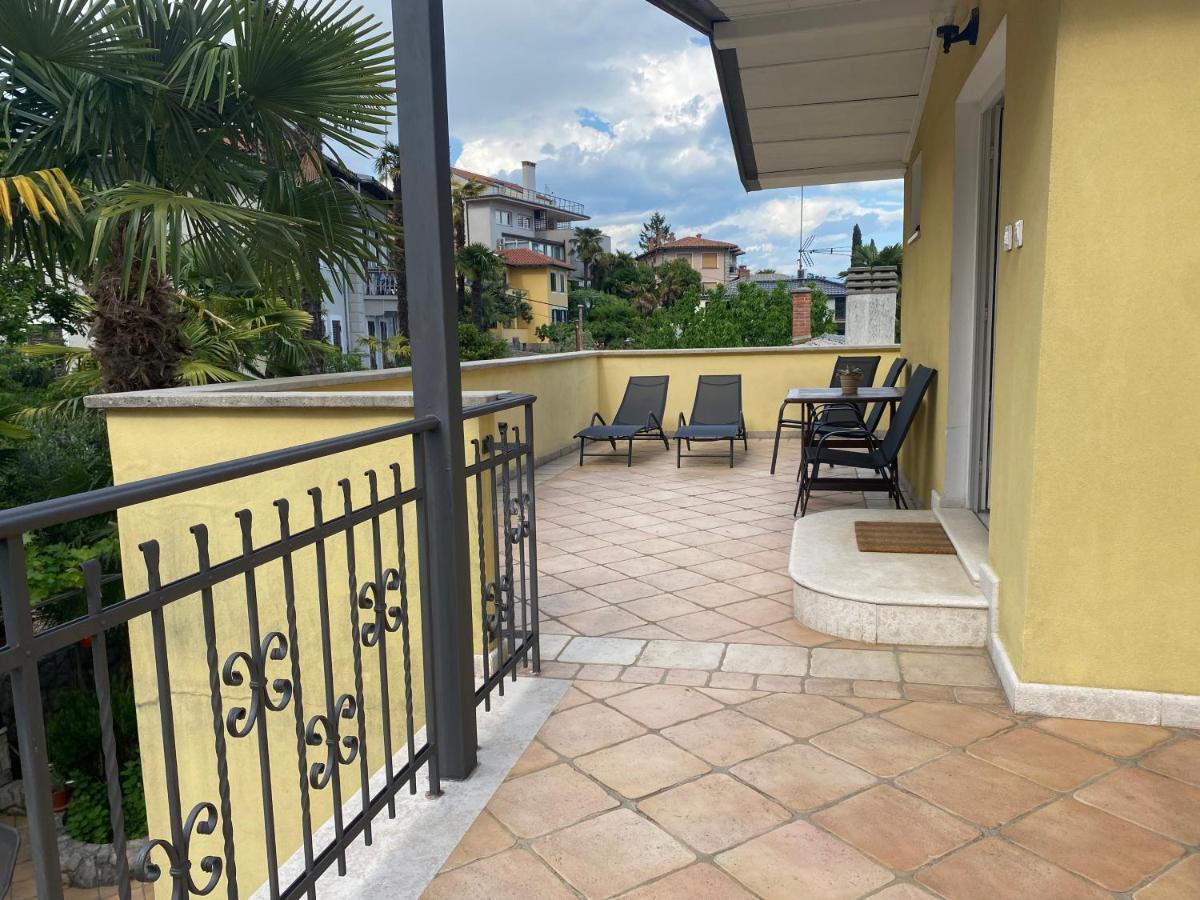 Apartments Hortensia Opatija Exterior photo